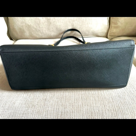 Tory Burch Large York Buckle Tote - Picture 6 of 6